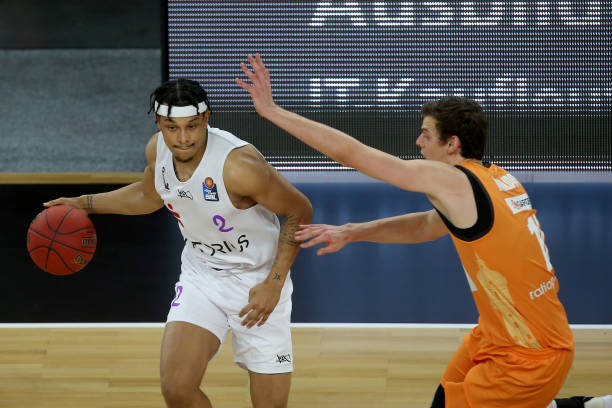 奥斯团队的 奥斯团队的